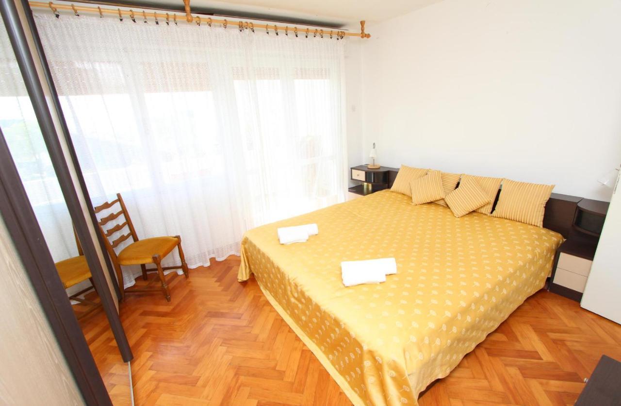 Apartment Maestral 罗维尼 外观 照片